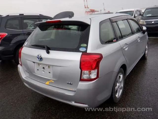 Toyota Corolla Fielder 2014 photo 4
