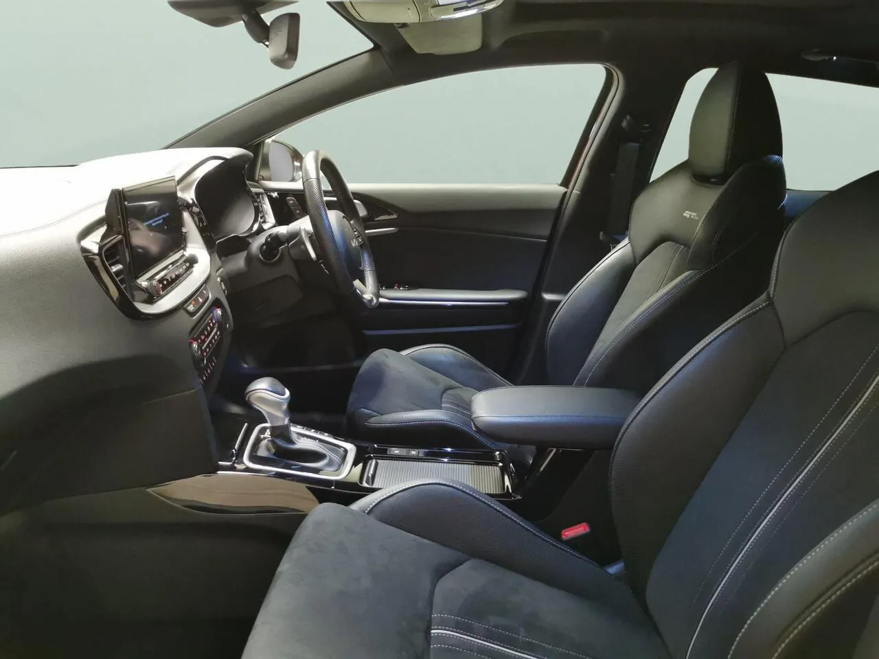 Kia Proceed 2023 photo 4