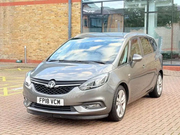 Vauxhall Zafira Tourer 2018 photo 2