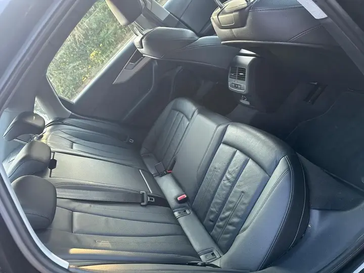 Audi A4 2018 photo 5