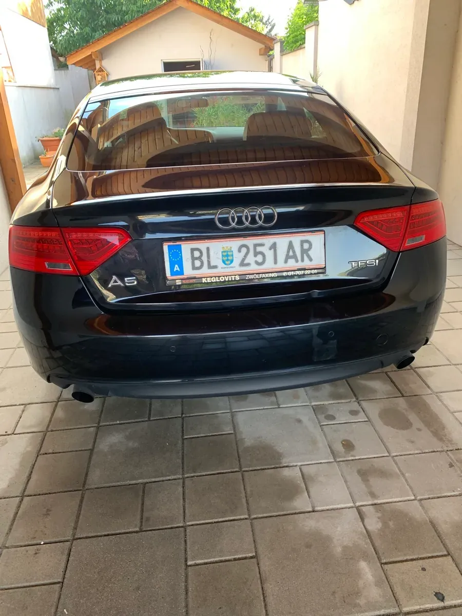 Audi A5 2012 photo 2