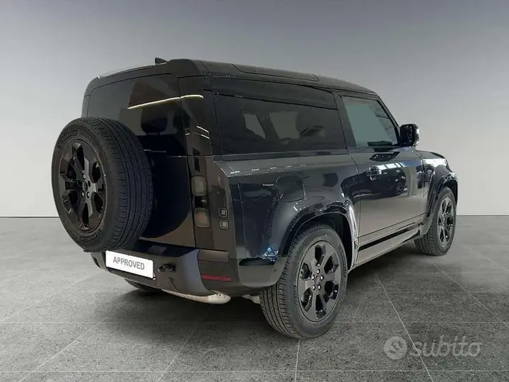 Land Rover Defender 2026 photo 2