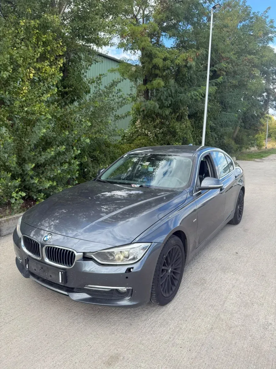 BMW 3 Series 2013 photo 3