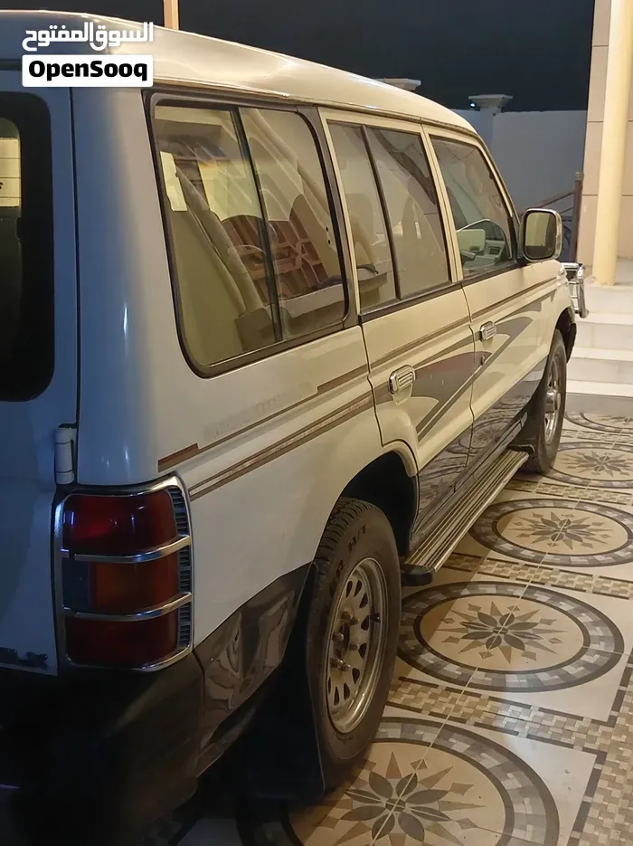 Mitsubishi Pajero 1999 photo 3