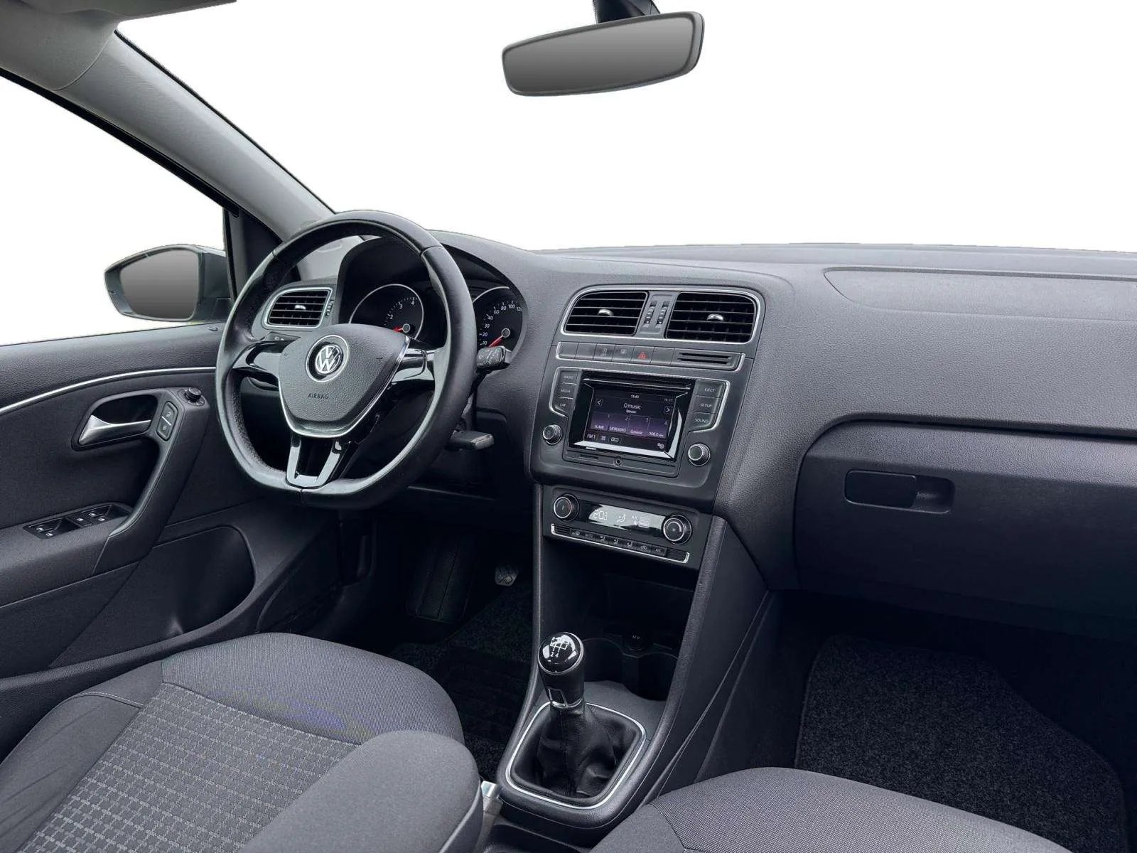 Volkswagen Polo 2014 photo 5