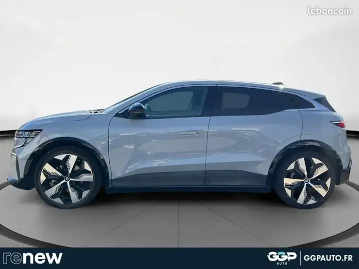 Renault Megane 2023 photo 2
