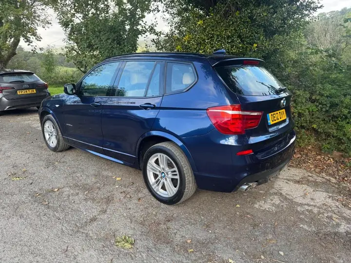 BMW X3 2012 photo 2