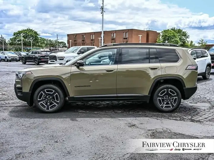 Jeep Cherokee 2026 photo 3