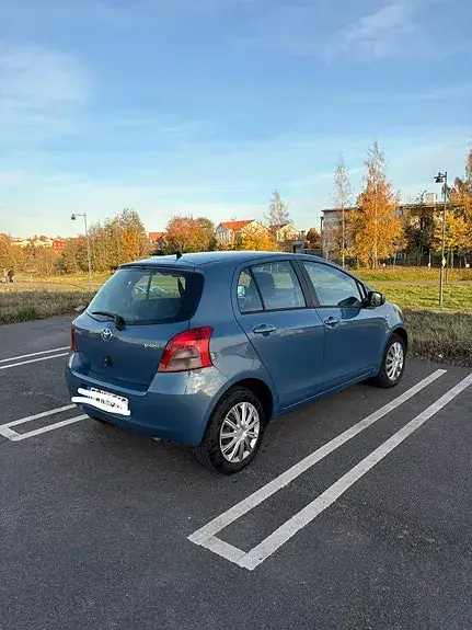 Toyota Yaris 2007 photo 3