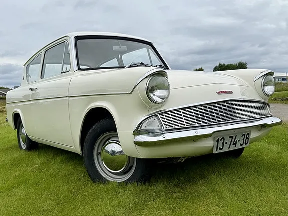 Ford Anglia