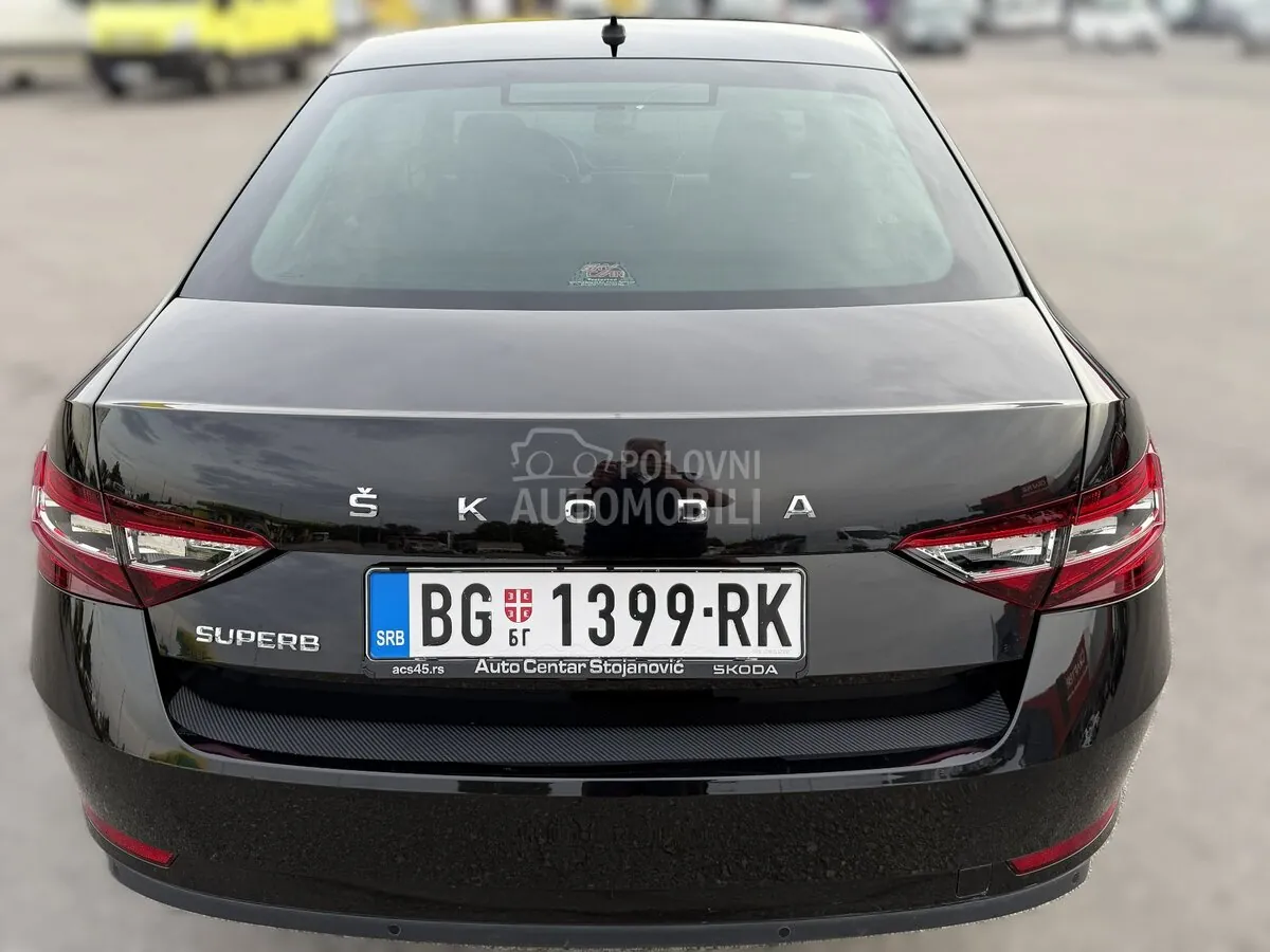 Skoda Superb 2018 photo 5