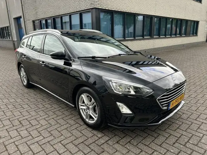 Ford Focus 2020 photo 3