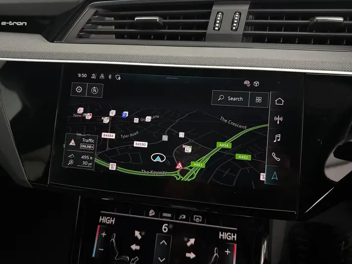 Audi Q8 2023 photo 5