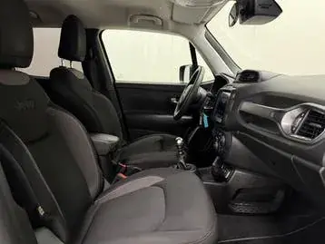 Jeep Renegade 2024 photo 2