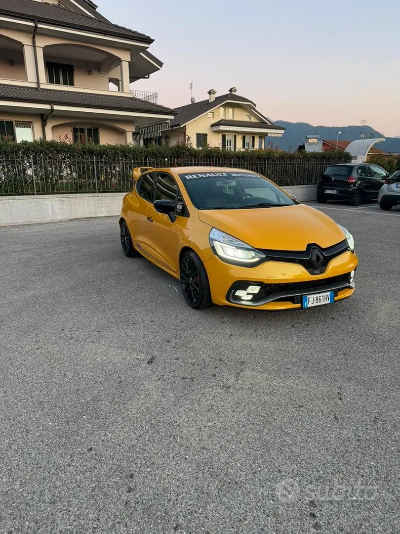 Renault Clio 2017 photo 2
