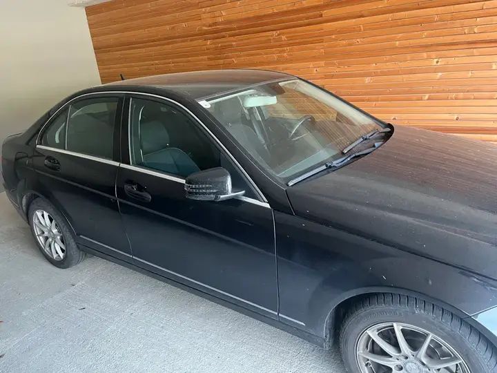 Mercedes-Benz C-Class 2012 photo 3
