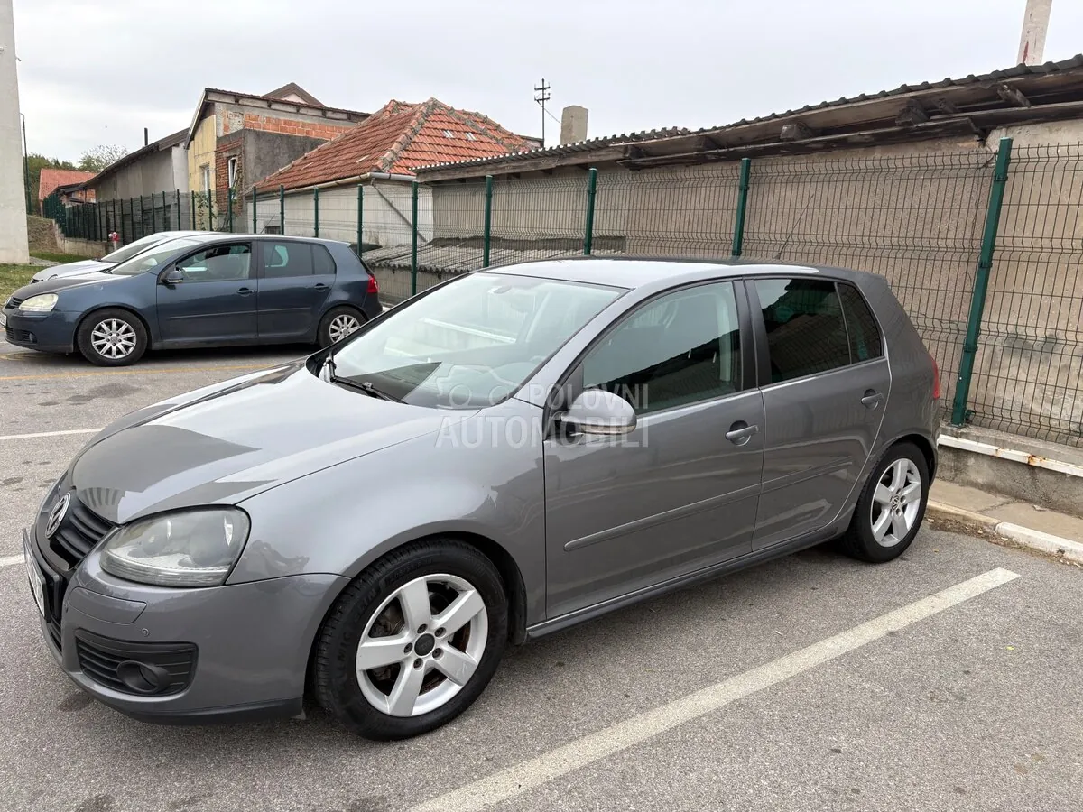 Volkswagen Golf 5 2009 photo 3