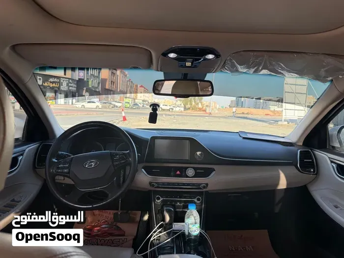 Hyundai Azera 2018 photo 2