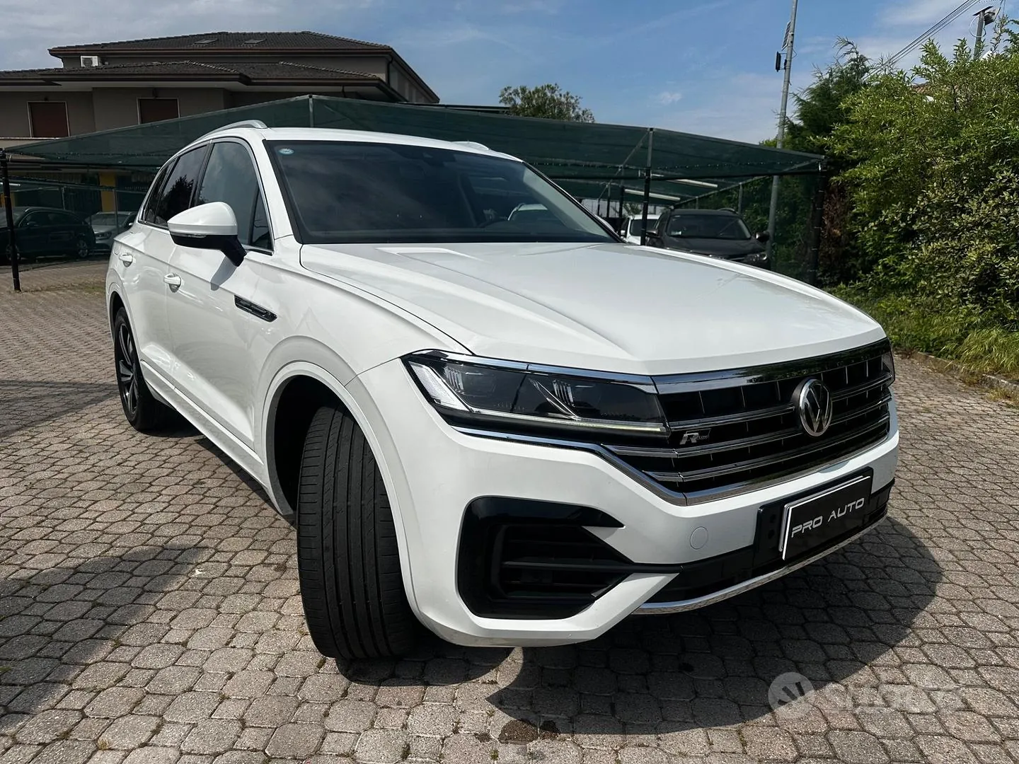Volkswagen Touareg 2018 photo 3