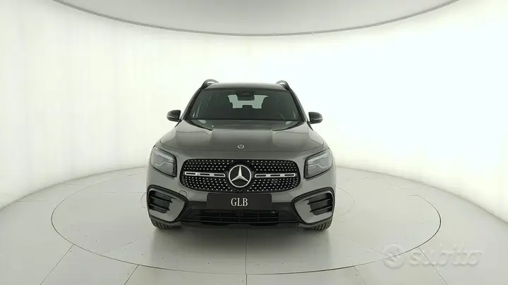 Mercedes-Benz Glb 2026 photo 2