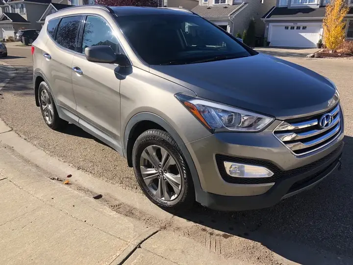 Hyundai Santa Fe 2014 photo 3