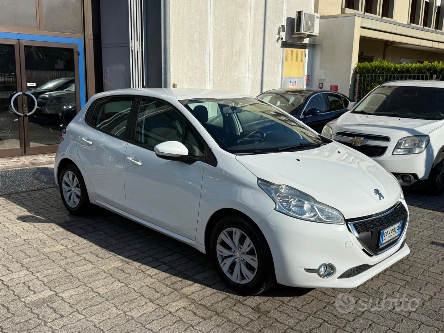 Peugeot 208 2013 photo 5
