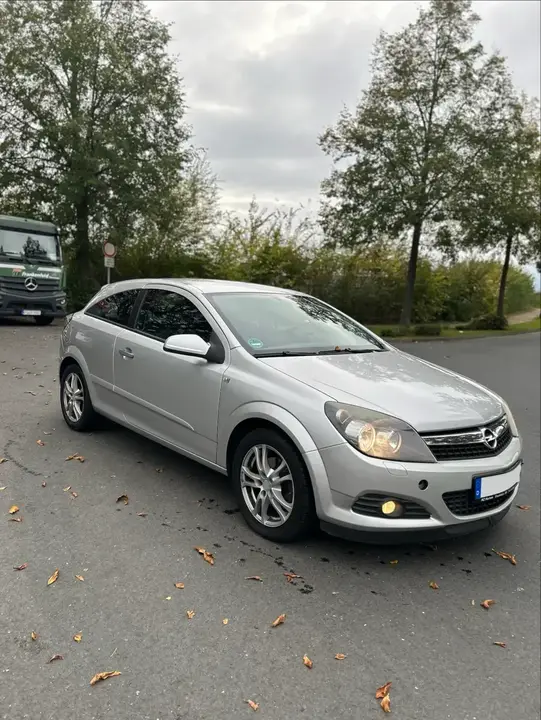 Opel Astra Gtc