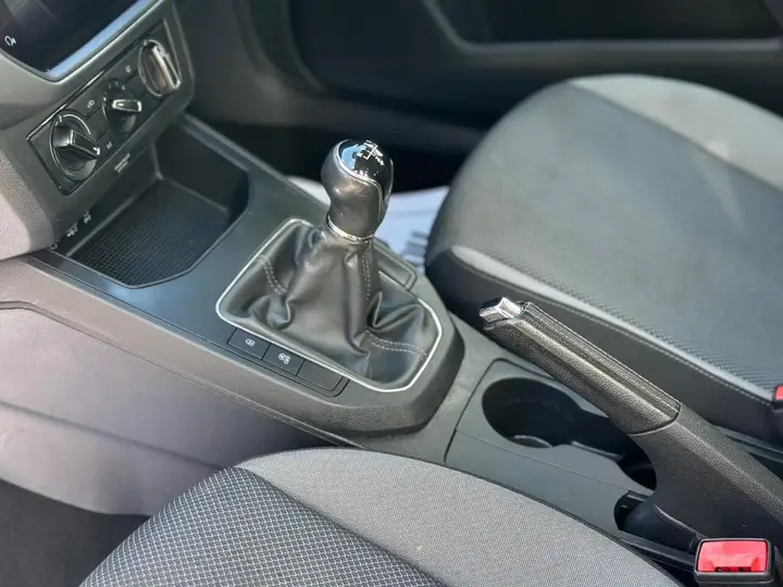 Seat Ibiza 2018 photo 3