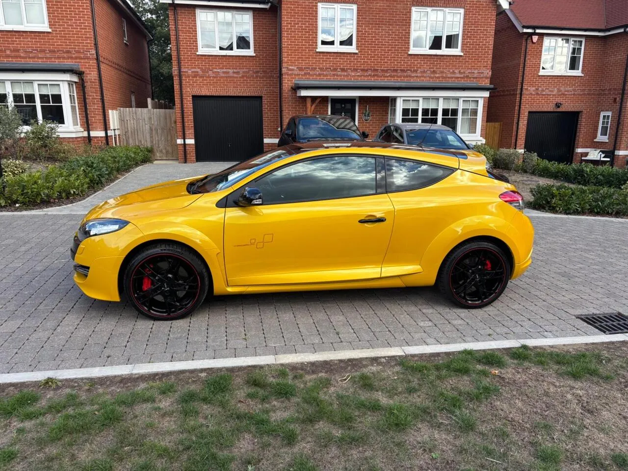 Renault Megane 2012 photo 2
