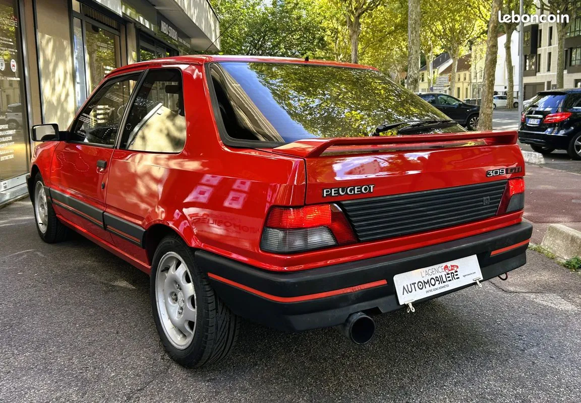 Peugeot 309 1990 photo 4