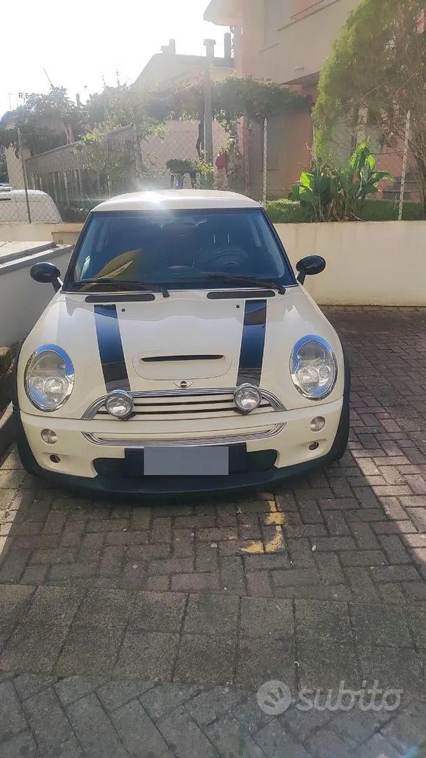 Mini Cooper S 2004 photo 2