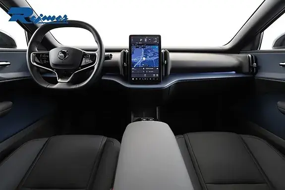 Volvo Ex30 2025 photo 2
