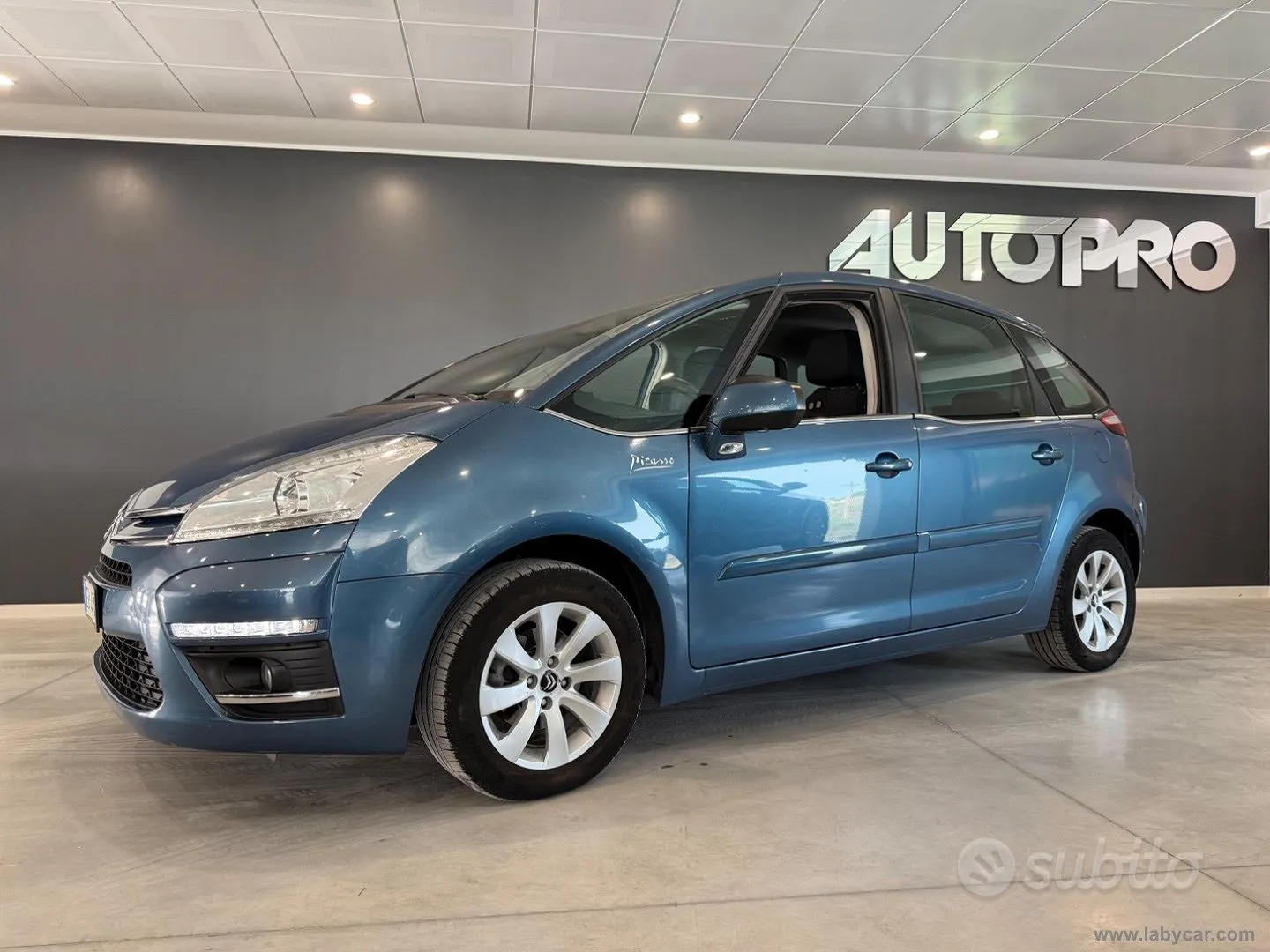 Citroen C4 Picasso 2012 photo 2