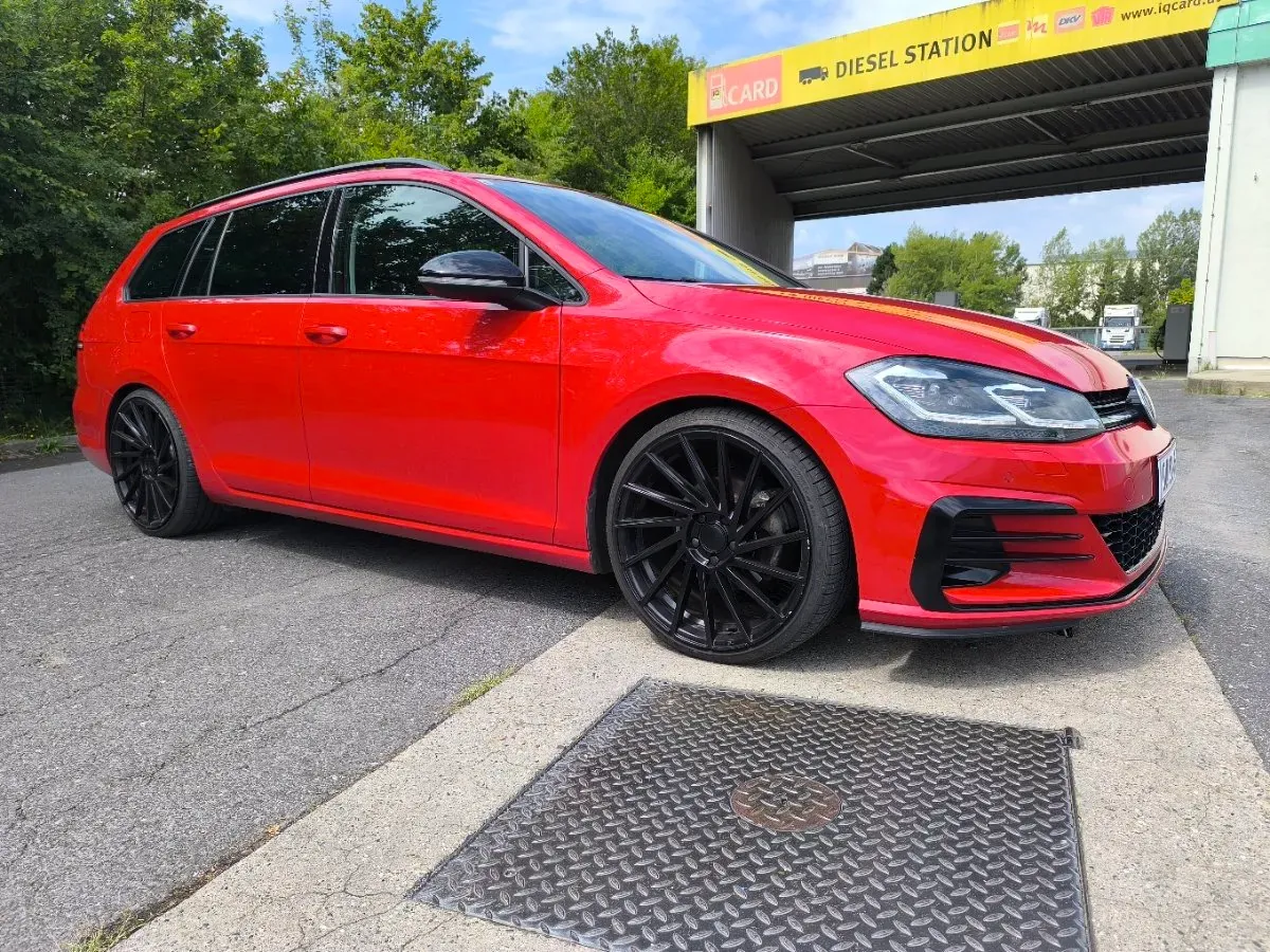 Volkswagen Golf 2018 photo 2