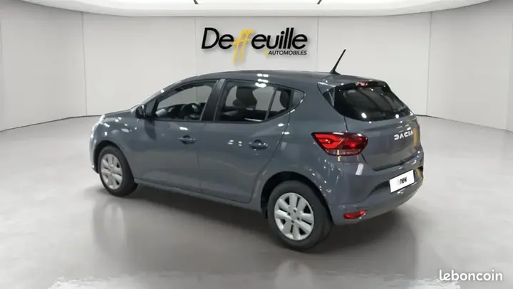 Dacia Sandero 2023 photo 3