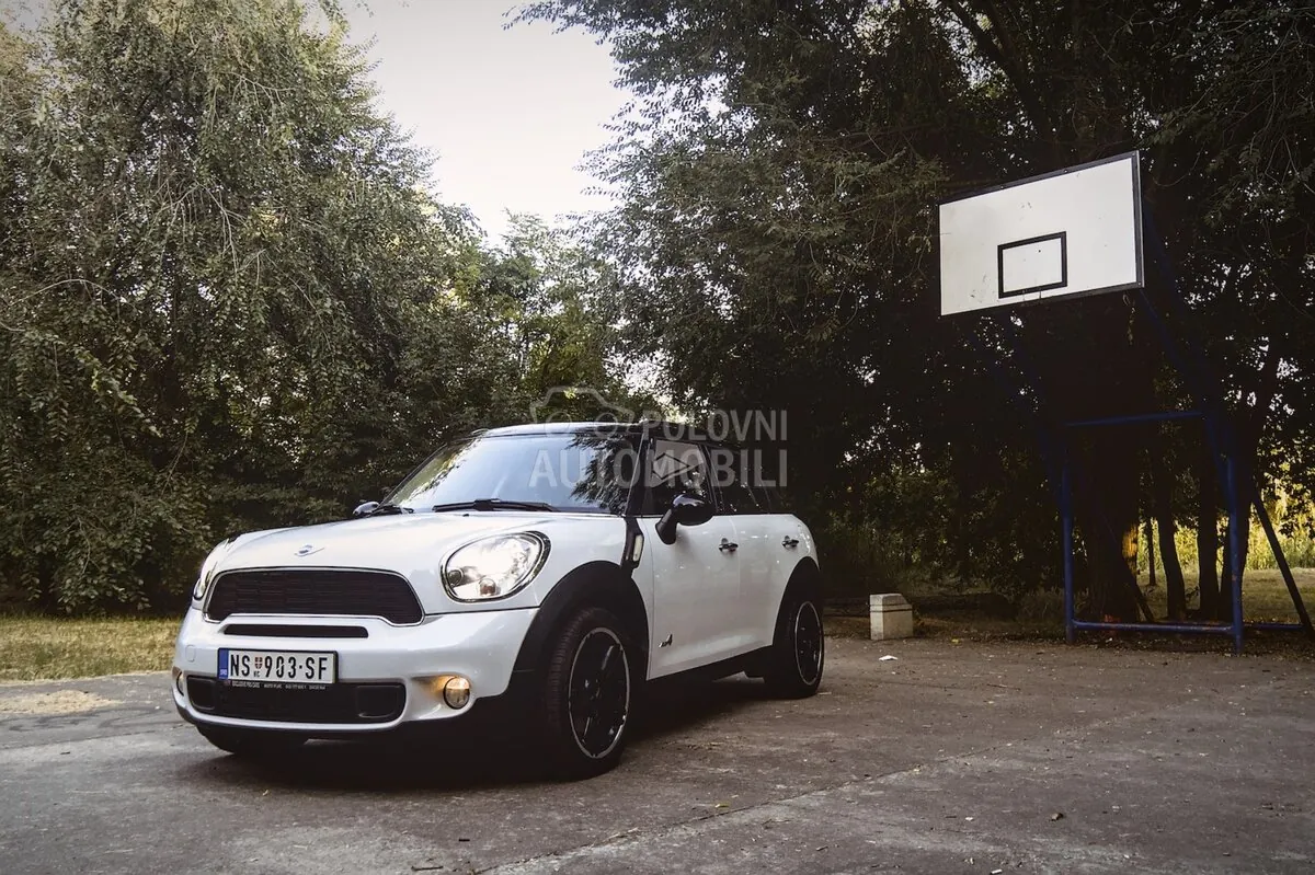 Mini Countryman 2011 photo 4