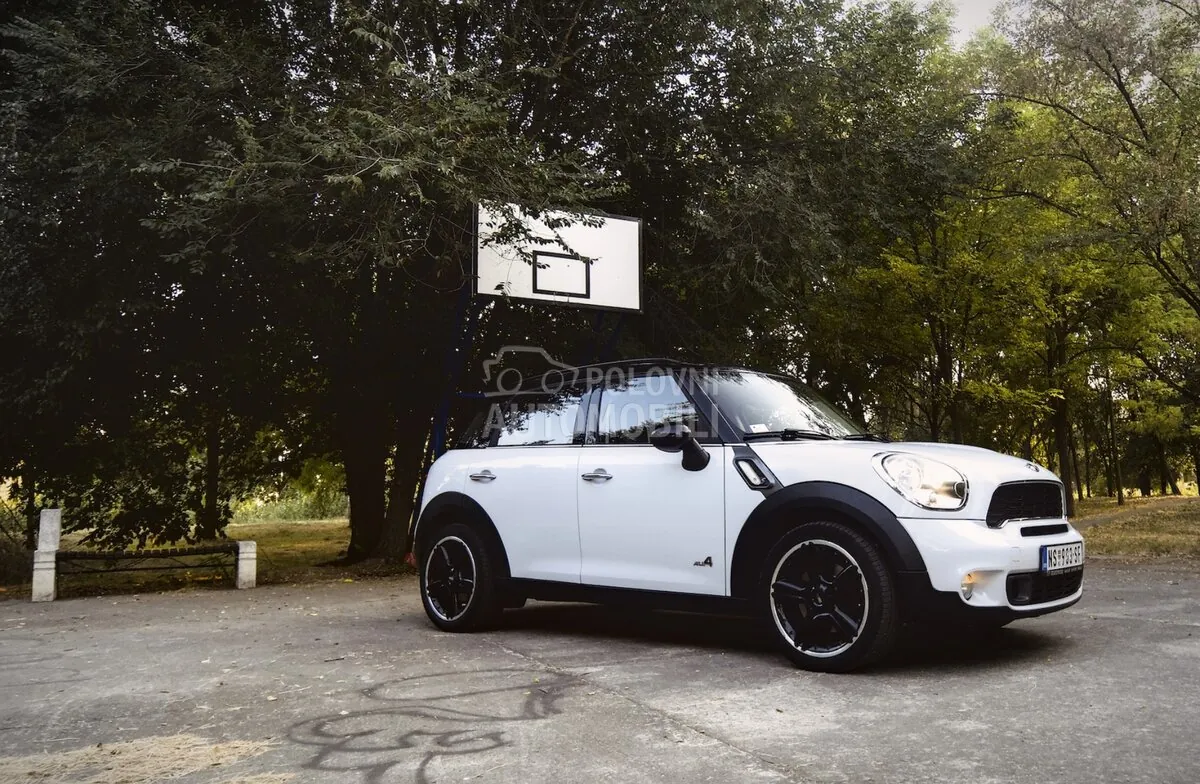 Mini Countryman 2011 photo 3