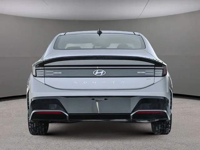 Hyundai Sonata Hybrid 2026 photo 5