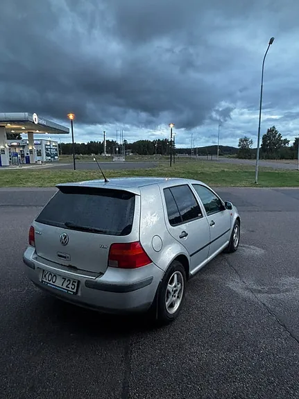 Volkswagen Golf Iv 1999 photo 3