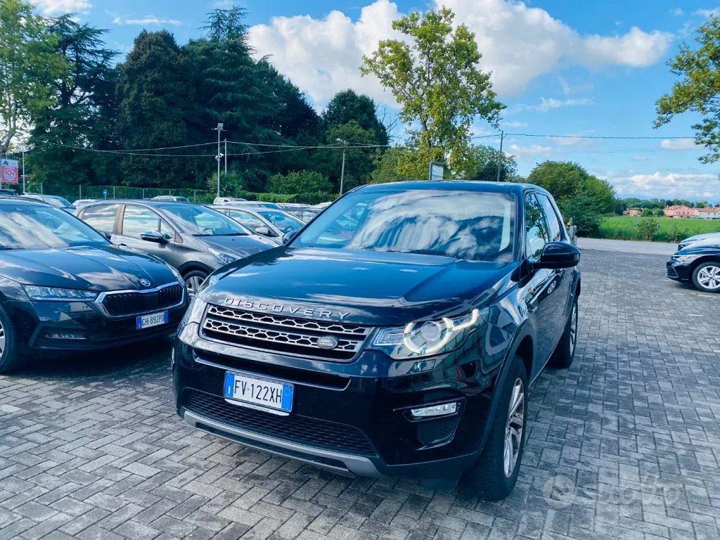 Land Rover Discovery Sport 2019 photo 2