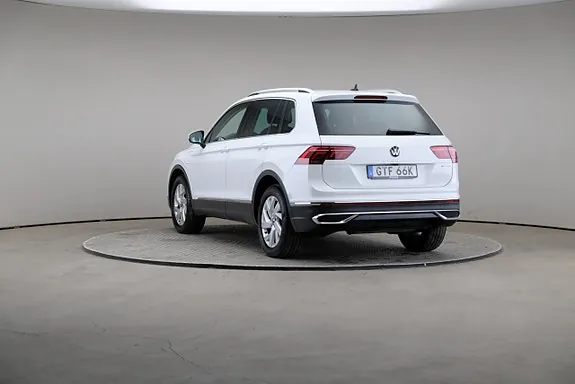 Volkswagen Tiguan 2024 photo 2