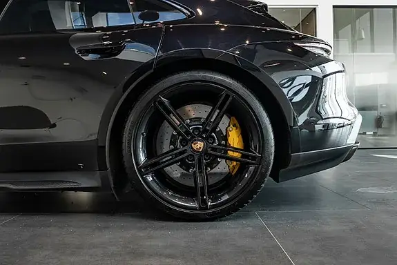 Porsche Taycan Turbo S 2022 photo 5