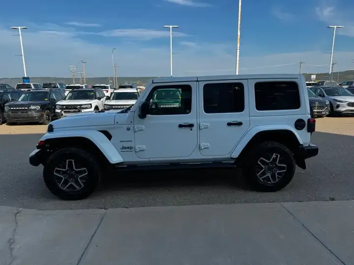 Jeep Wrangler 2024 photo 4