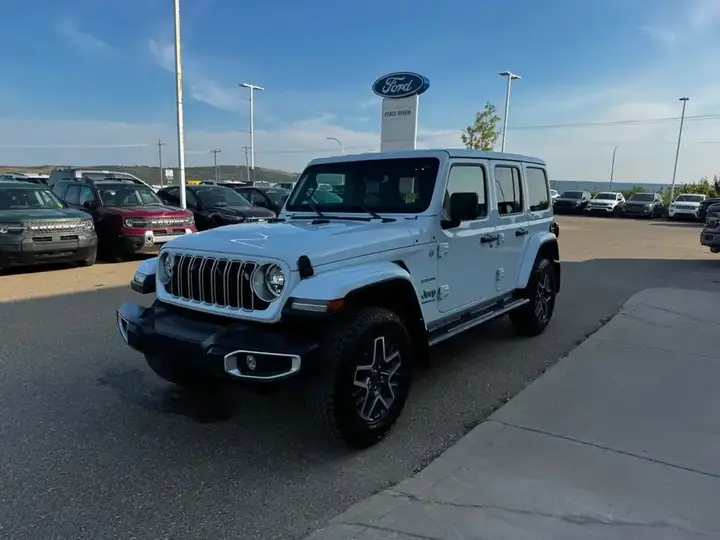 Jeep Wrangler 2024 photo 3