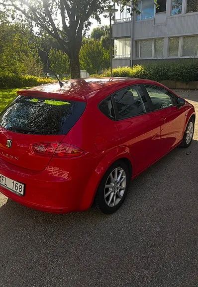 Seat Leon 2012 photo 3