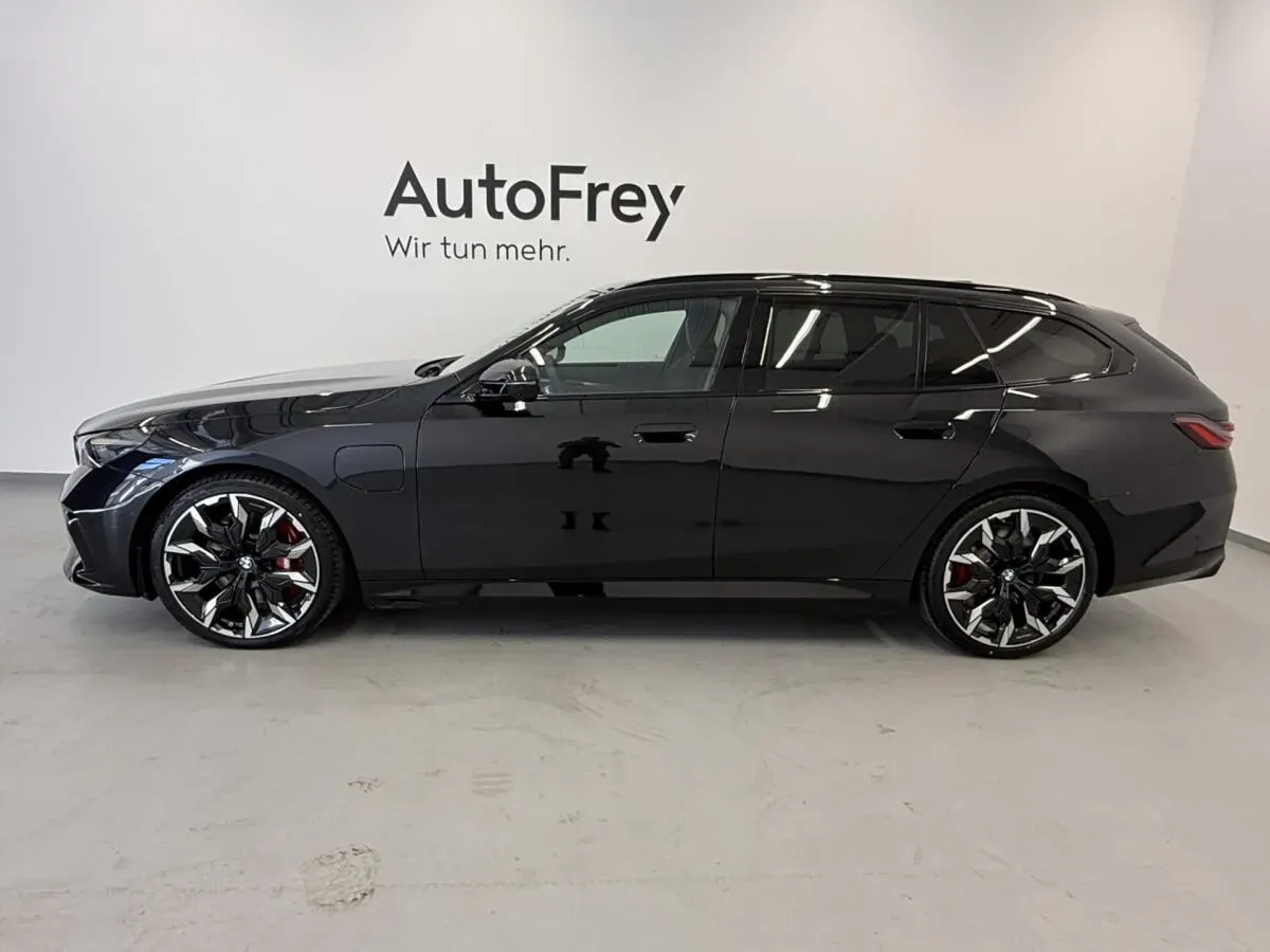BMW 5 Series 2026 photo 3