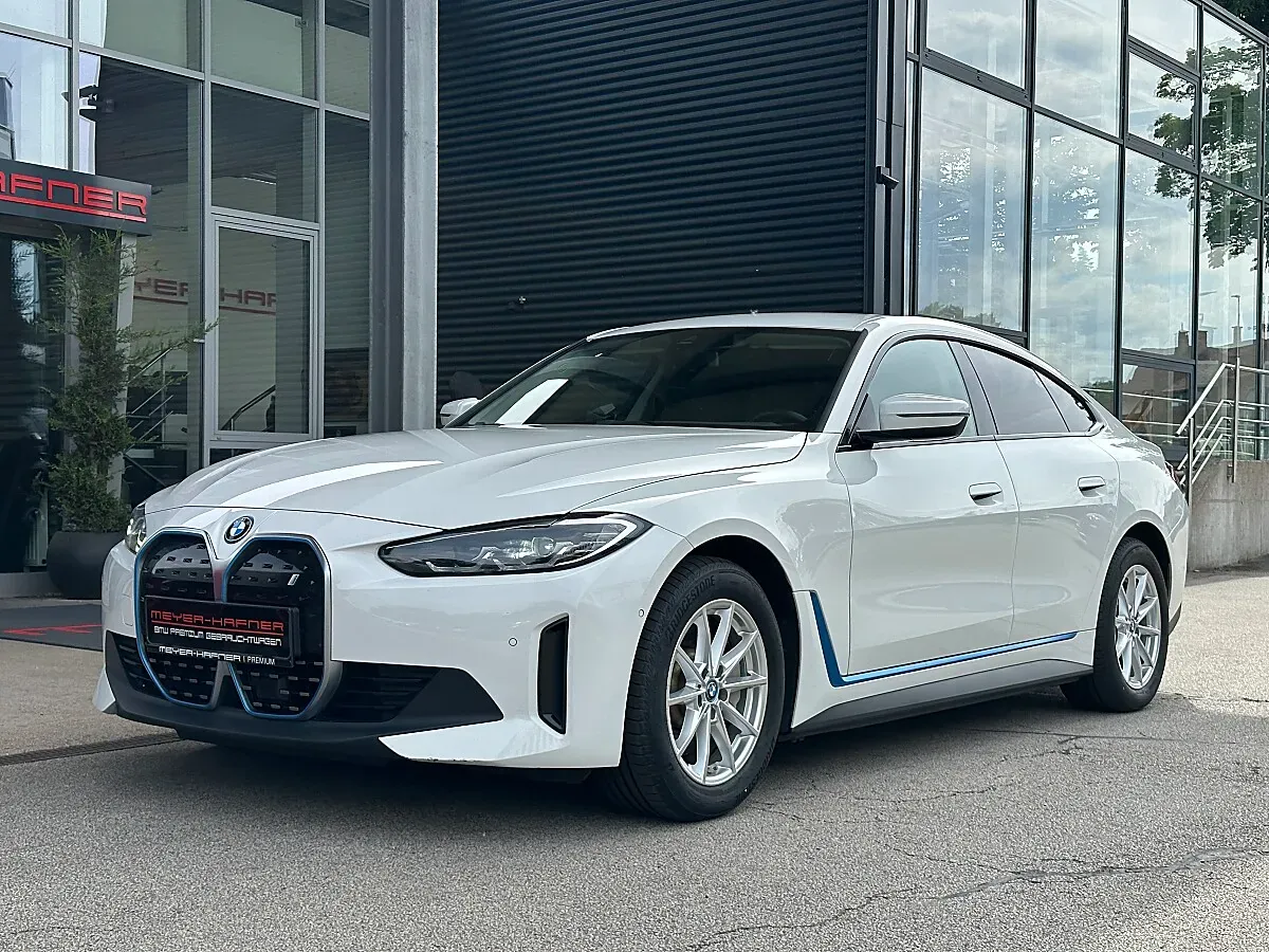 BMW I4 2023 photo 2