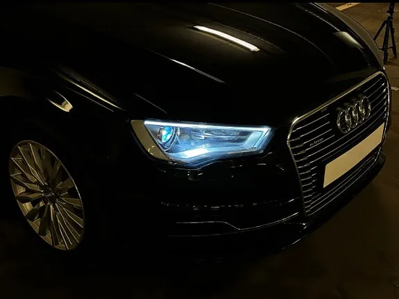 Audi E-Tron 2016 photo 5
