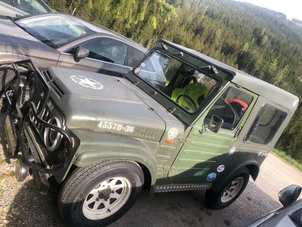 Suzuki Lj80