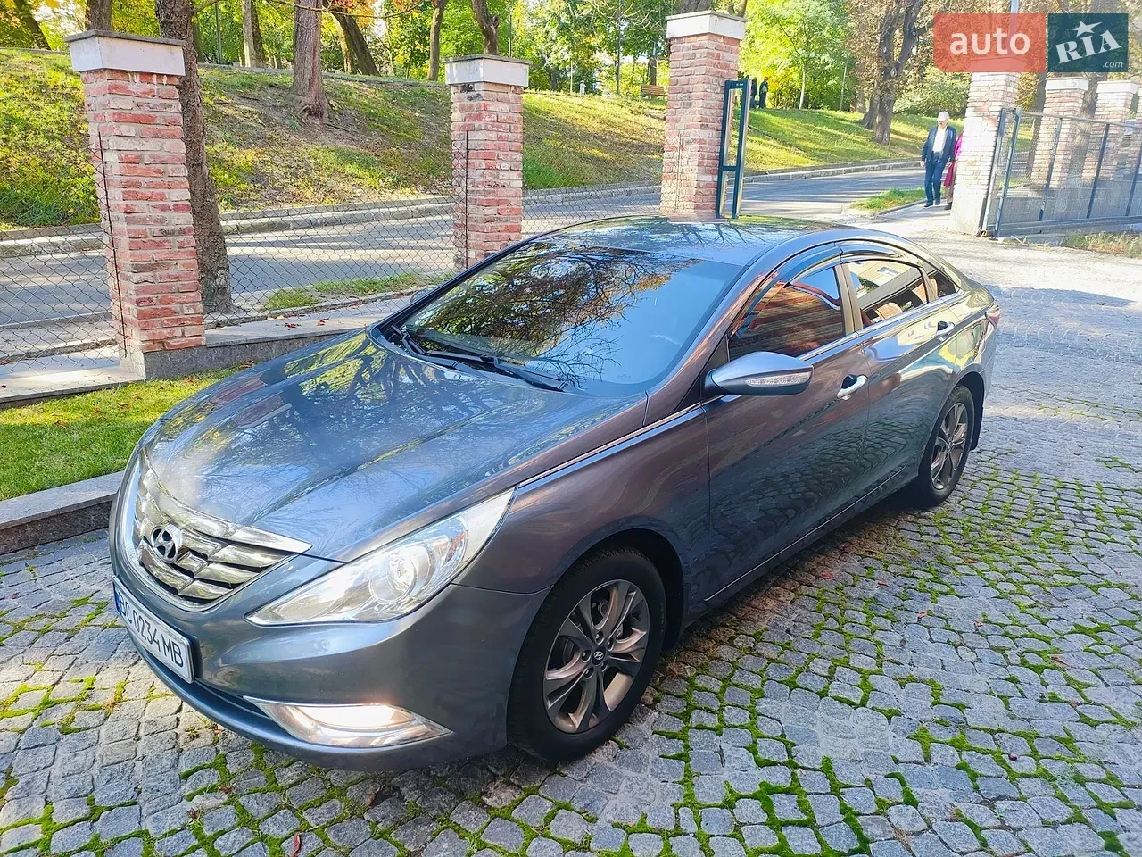Hyundai Sonata 2010 photo 3